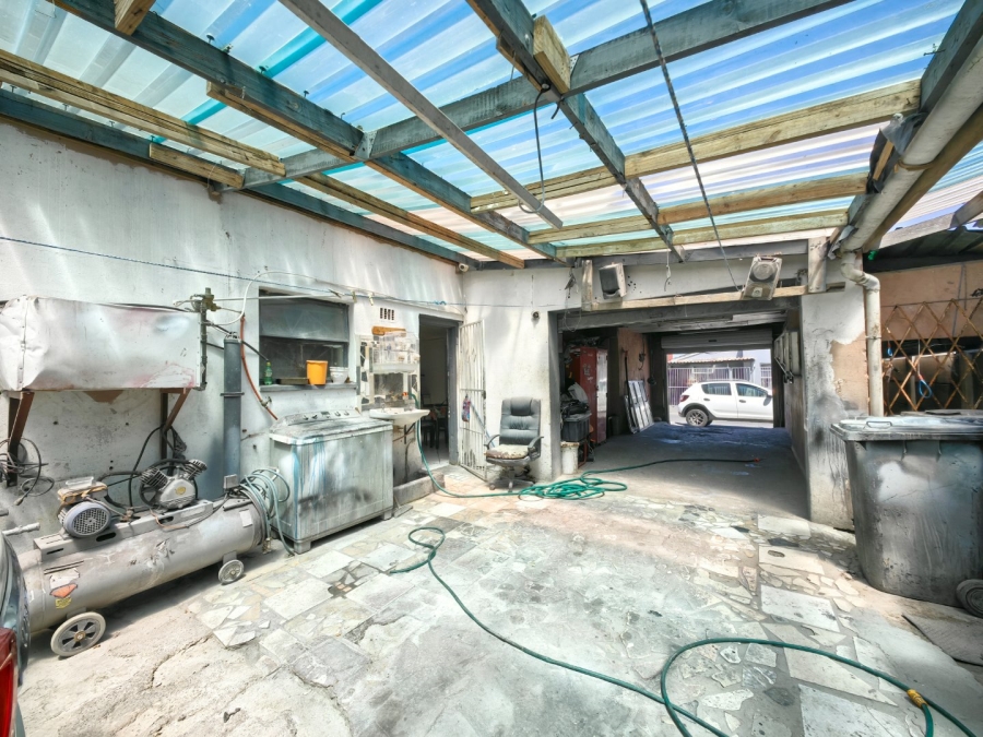 3 Bedroom Property for Sale in Portlands Western Cape